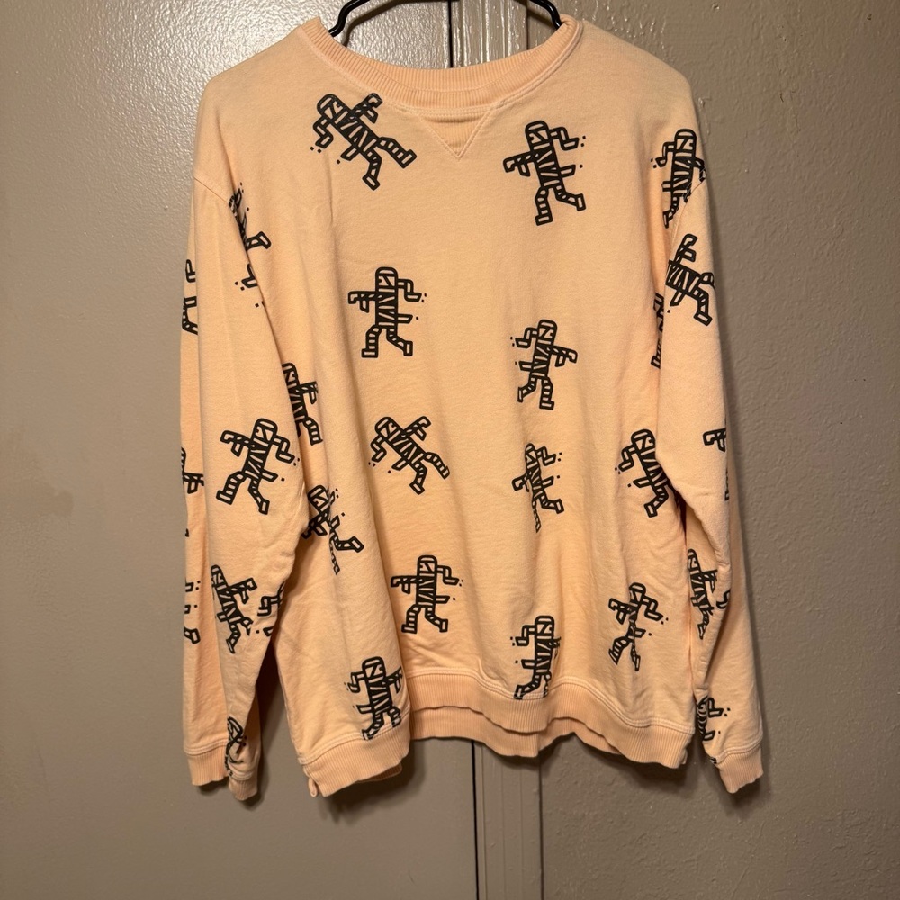 Mummy Print Women’s L‎ Sweatshirt Pastel Goth Spooky Girl Core